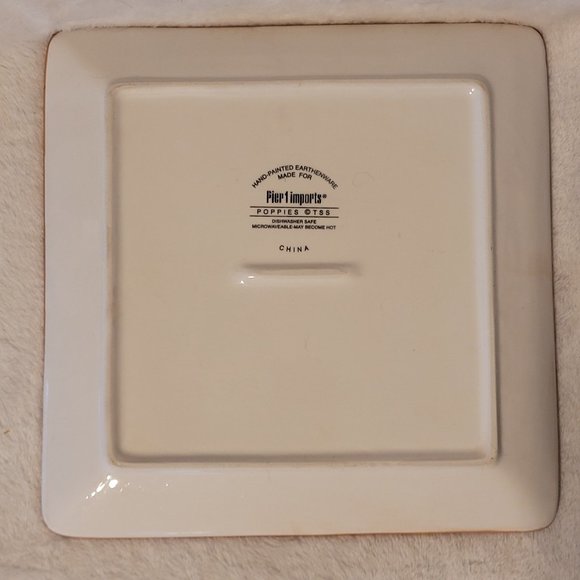 Pier 1 "Poppies" Dinner Plate 10.5 Inches - Picture 6 of 7